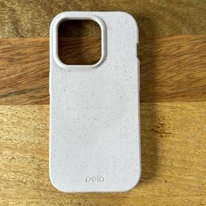 Seashell iPhone 15 Pro Case